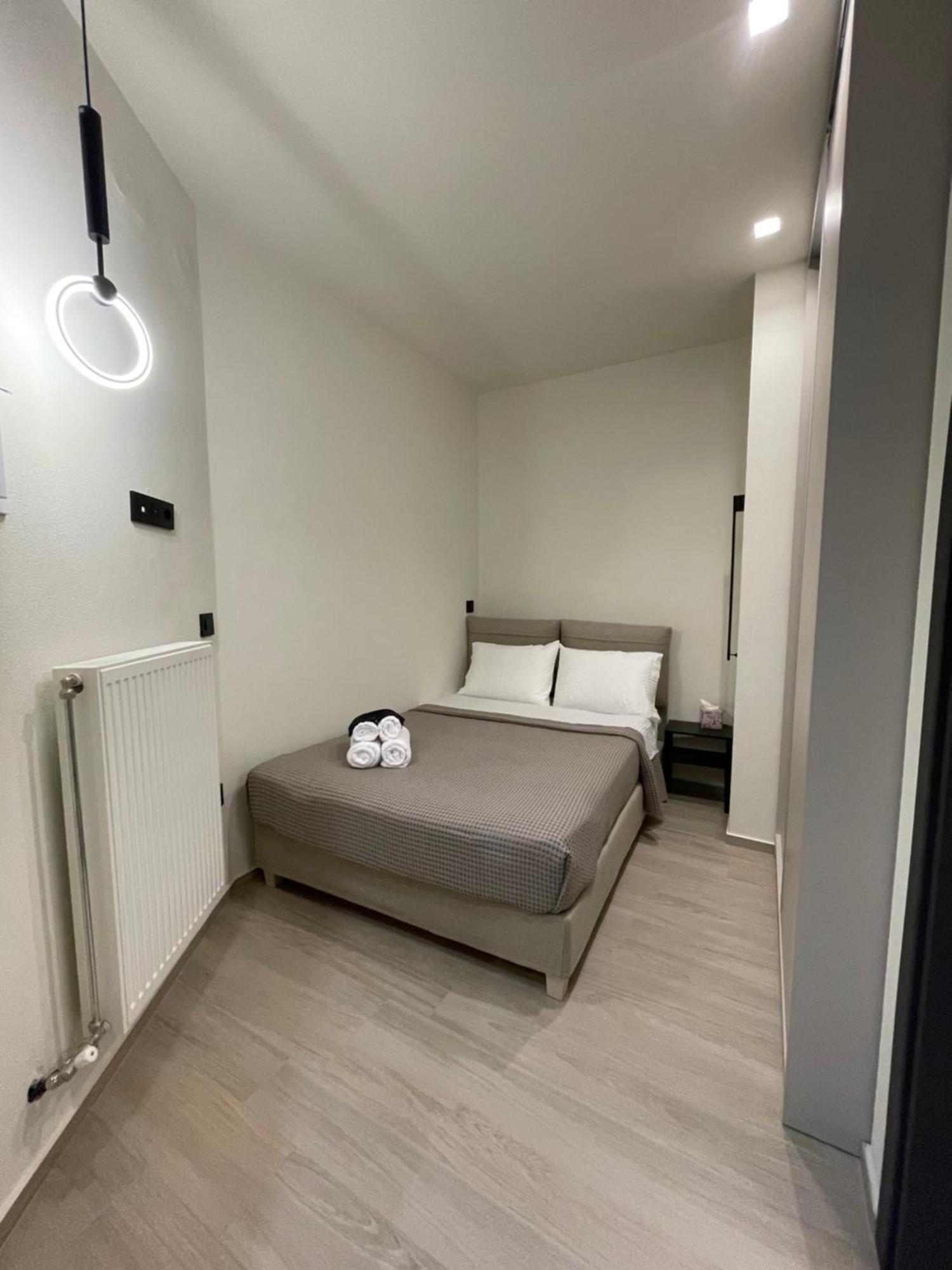 Jk Luxury Apartments Nea Chili Bagian luar foto
